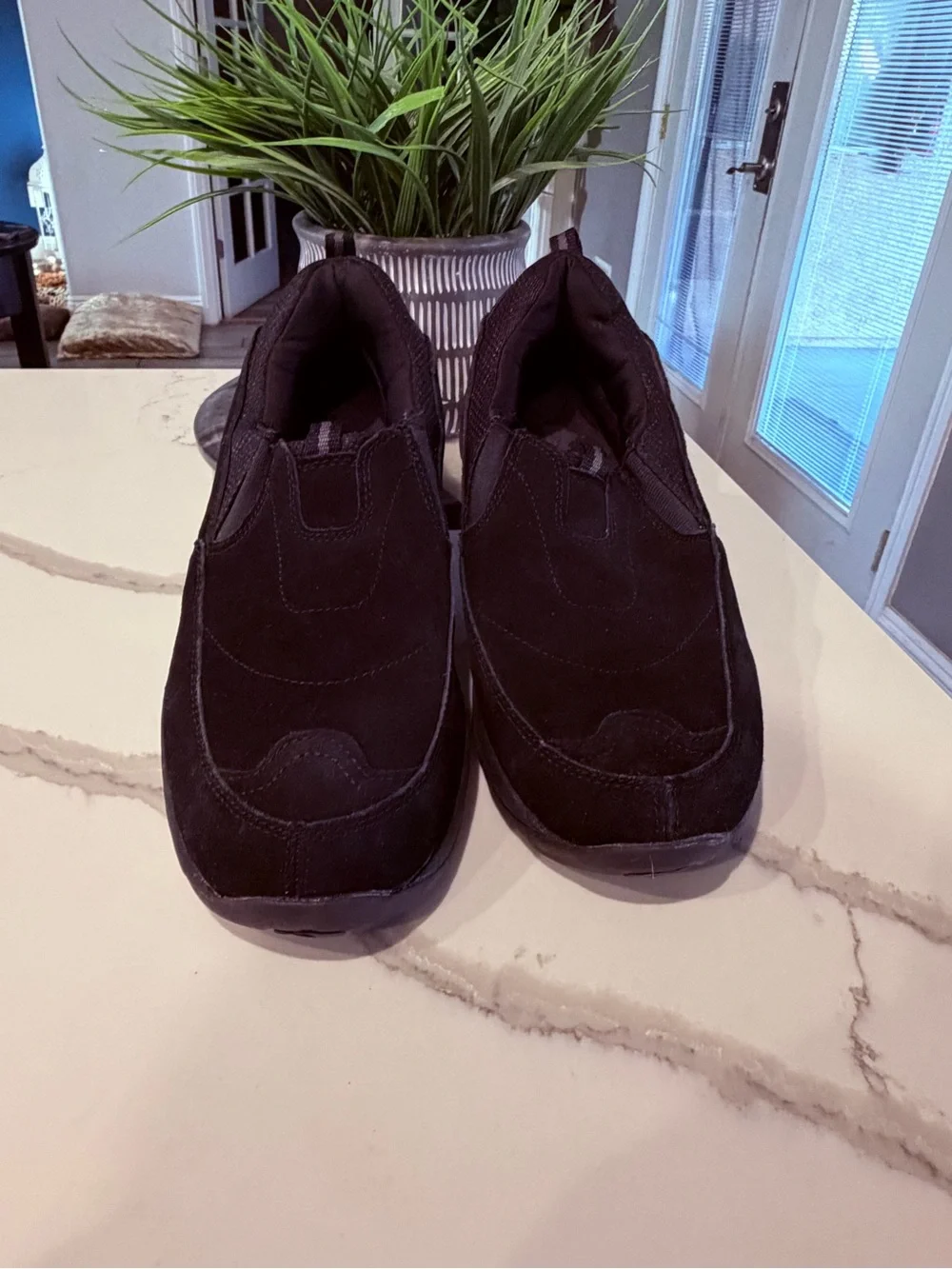 Denali black slip